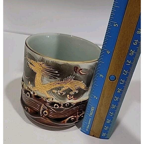 Pair Of Vintage Dragon Volcano Decorated Yunomis Or Teacups Rare - Picture 7 of 7